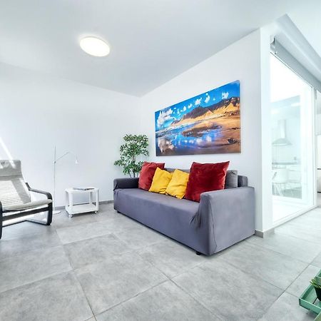 Villa Karma Famara 1 a 25m del mar Exterior foto